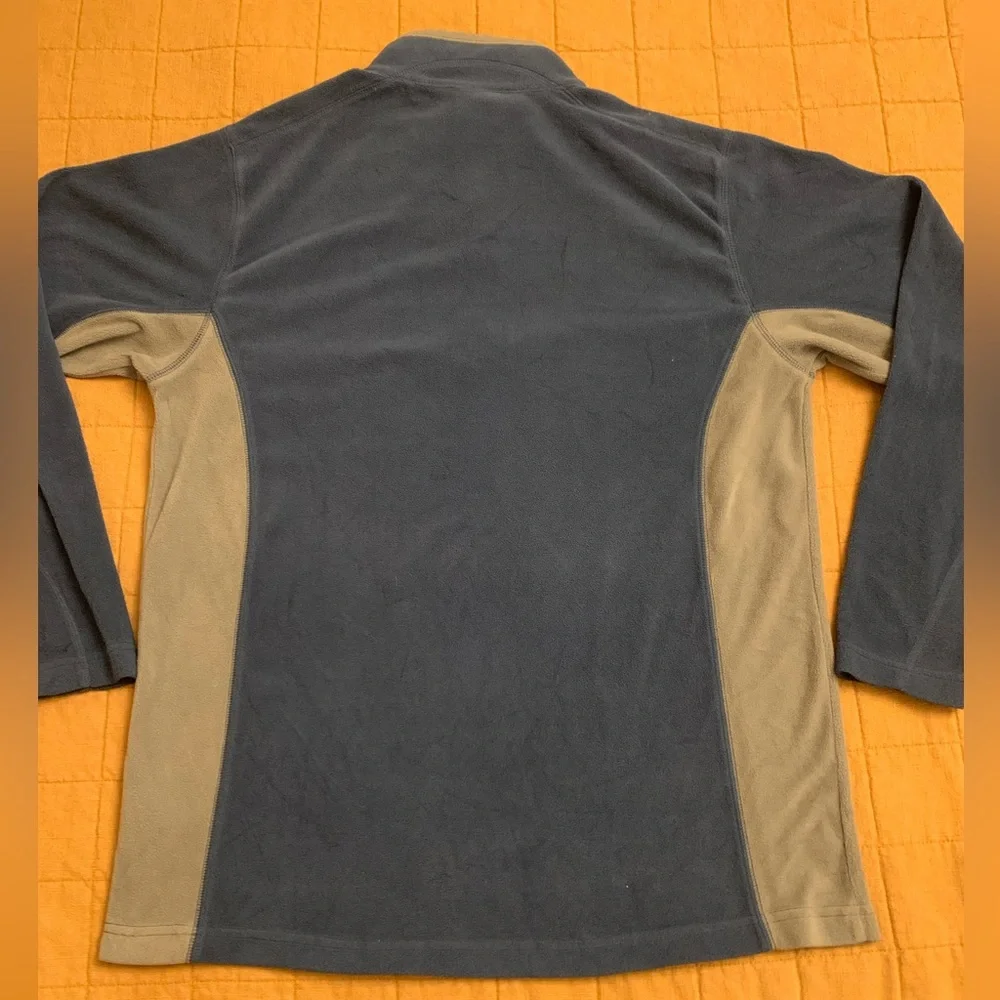 Fleece Pullover Sweatshirt - Picture 8 of 10